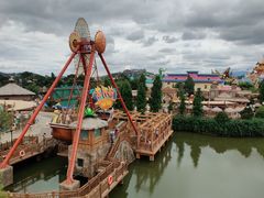 -七彩云南欢乐世界