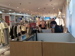 -上海置地广场(南京东路店)