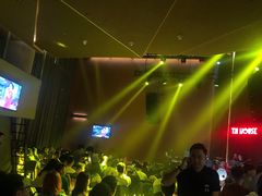 -TZ House音乐现场(来福士中心店)