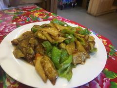 -闯关东东北农家菜(崂山石老人店)