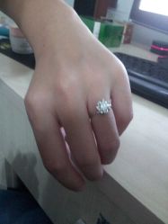 威德买的戒指-威德钻石-克拉钻大本营(南京东路店)