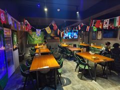 -京狮炙燥·精酿烧烤(首经贸店)