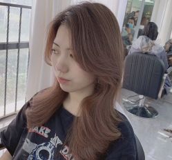 -COMO SALON 烫染可茉发型