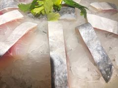 -茅草房·河畔园林火锅