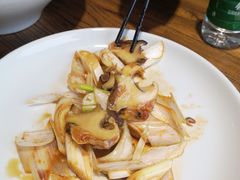 -湖畔鲁菜·二十年老字号餐厅(大明湖店)