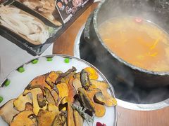 -芸山季·云南山珍菌火锅(人民广场来福士店)