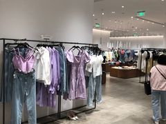 -URBAN REVIVO(西安Momopark店)