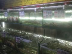 -覃记海鲜美食餐厅