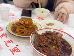 -堂瓦里·33年传统赣菜(第一街区店)