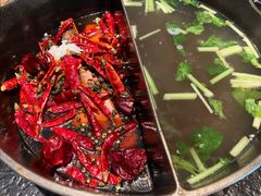 草本鸳鸯锅-盡膳口福跷脚牛肉火锅(晶耀前滩店)