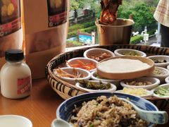 -包整·丝娃娃(一览甲秀楼风景店)