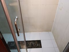 -丽江虎跳峡大酒店