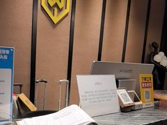 -万泊酒店(长沙五一广场国金中心店)