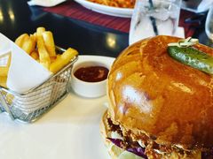 -WOLFGANG PUCK KITCHEN & BAR(迪士尼小镇店)