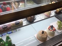 -研麦家面包(亚泰华府店)