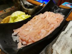-老牌坊云南鱼豆花火锅(爱建店)
