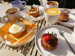 -UNI UNI(环亚凯瑟琳店)