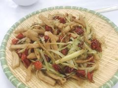干煸鱿鱼-北戴河庆山饭店·海鲜砂锅粥(北戴河黑石路店)