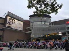 -百盛(莘庄店)