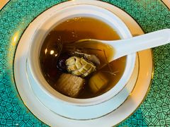 养肝草雪莲籽炖鲜鲍鱼汤-三号黄浦会Canton Table