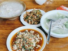 -茅屋大酒店