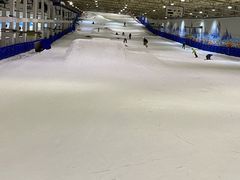 -乔波室内滑雪场