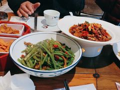 -黄泥岗·地道湖北菜(奥特莱斯店)