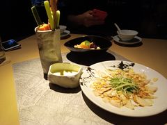 薄切鲜鱼片-穹六人间 people 6(岳阳路店)