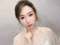 -艾米丽婚纱礼服