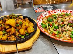 -天宝食坊·啫啫煲大排档(西华路店)