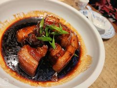 东坡红烧肉-大张烙馍村·美食地标(泉山店)
