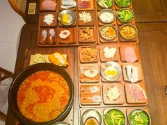 -银米·云南传统过桥米线(双廊黑金冠店)