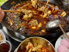 -鸿顺老铁锅美蛙鱼府(解放碑店)