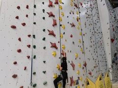 -山之巅攀岩馆(太古城店)