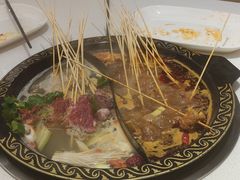 -爱有声毛肚串串火锅自助(龙之梦大都汇店)