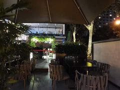 -洛缦音乐餐厅(工业展览馆万象城店)