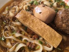 -顺溜·手工刀削面·黑金店(铜锣湾店)