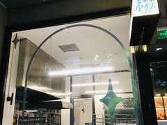 门面-老梦面包CHEZMOREL(麦子店)