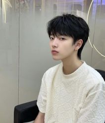 -丝语萱形象
