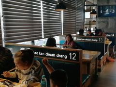 大堂-河坝烧烤串城(金达莱店)