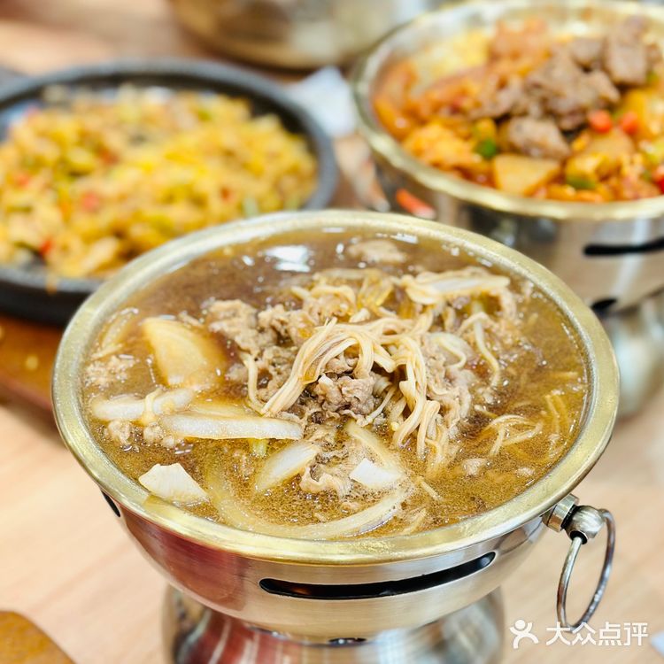 难以置信，米村拌饭要排队❓