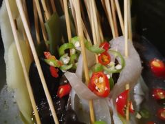 藤椒味的钵钵鸡-何师烧烤Pro ·江湖川菜·小龙虾·精酿(太古里旗舰店)