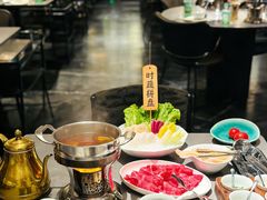 -鼎鼎香·港式火锅(北京SKP店)