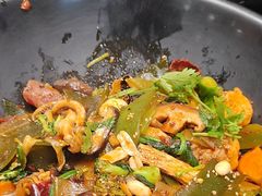 -醉人椒麻辣香锅(王府井喜悦店)