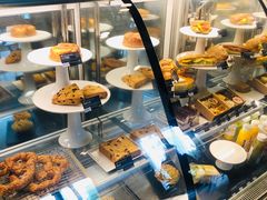 -星巴克臻选(深圳龙华红山天虹店)