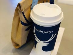 满杯百香果-瑞幸咖啡(人民路店)