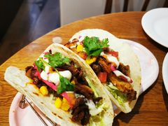 牛肉TACOS和鸡肉TACOS-AFS Cafe & Canteen(闽江二路店)