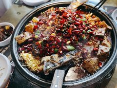 -吞鱼兽麻辣烤鱼(万达店)