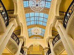 -Salon de Ville浦江汇(上海外滩华尔道夫酒店店)