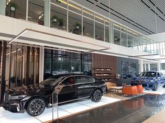 -北京宝诚宝马4S店